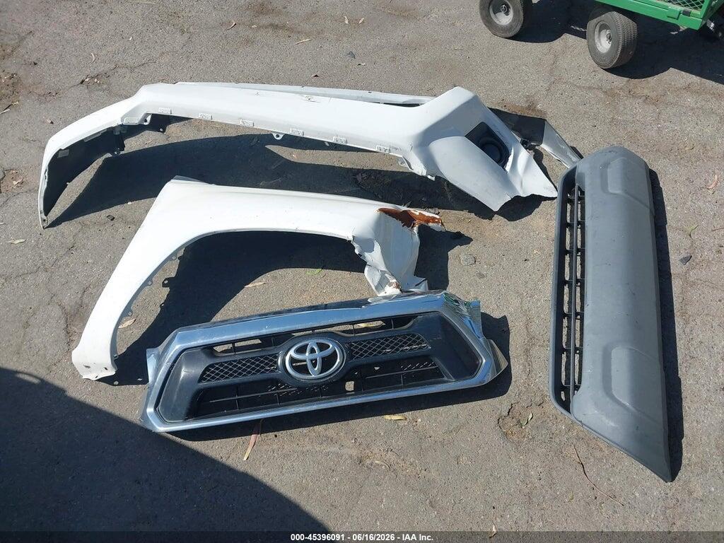 5TFTX4CN9FX067767 2015 TOYOTA TACOMA photo no. 12