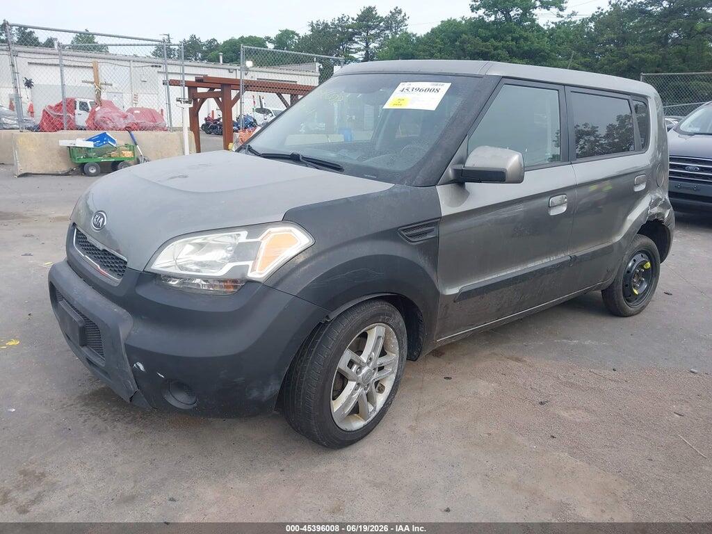 KNDJT2A23A7190361 2010 KIA SOUL photo no. 2