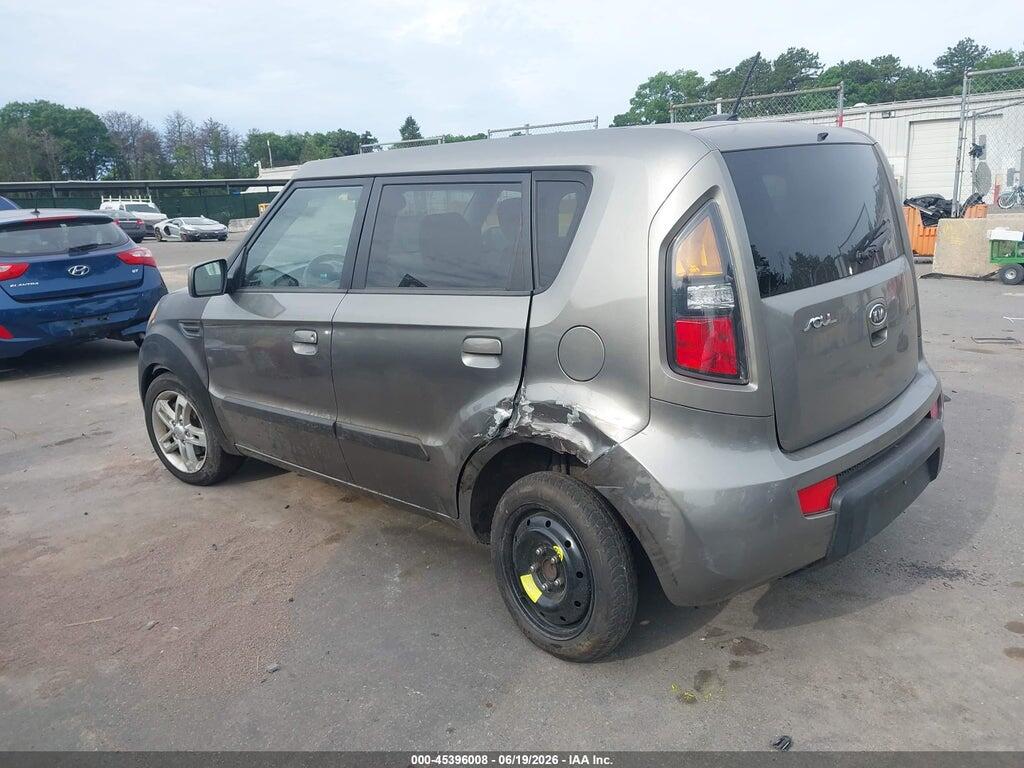 KNDJT2A23A7190361 2010 KIA SOUL photo no. 3