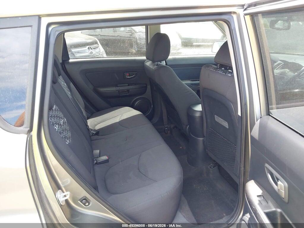 KNDJT2A23A7190361 2010 KIA SOUL photo no. 8