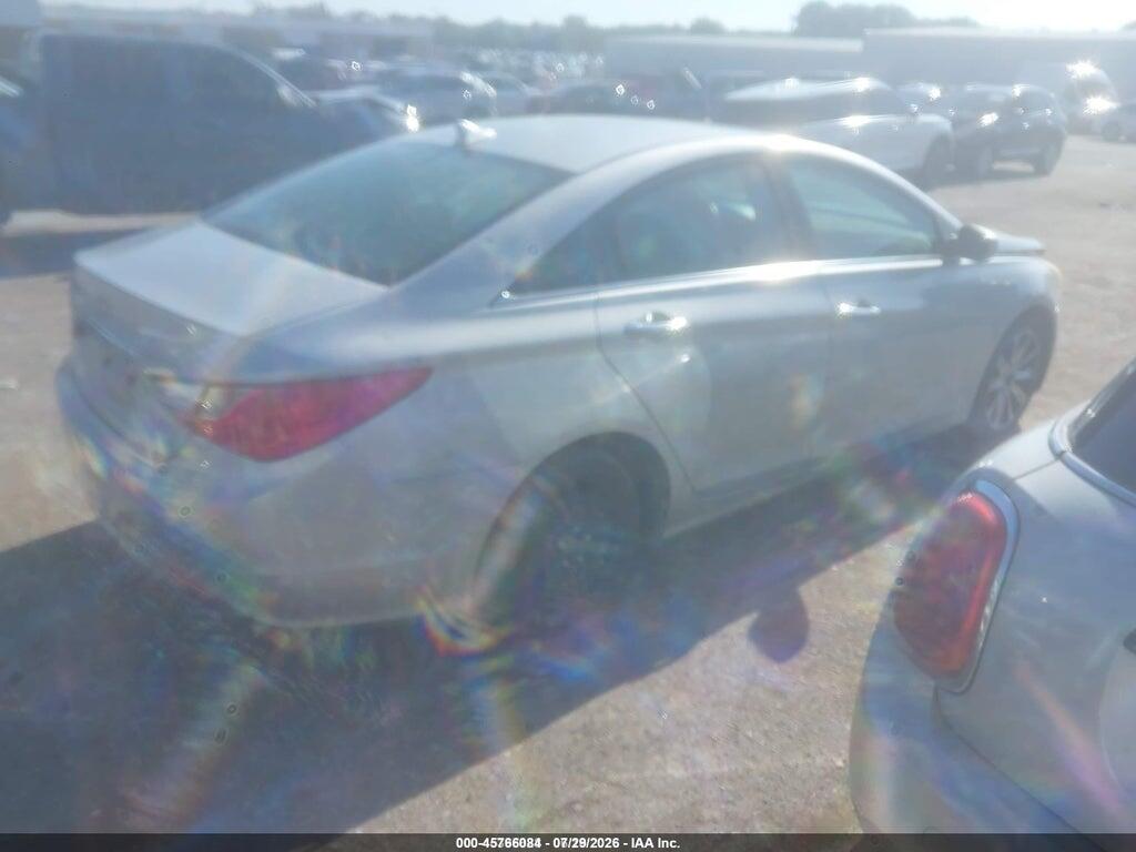 5NPEC4AC6BH080844 2011 HYUNDAI SONATA photo no. 4
