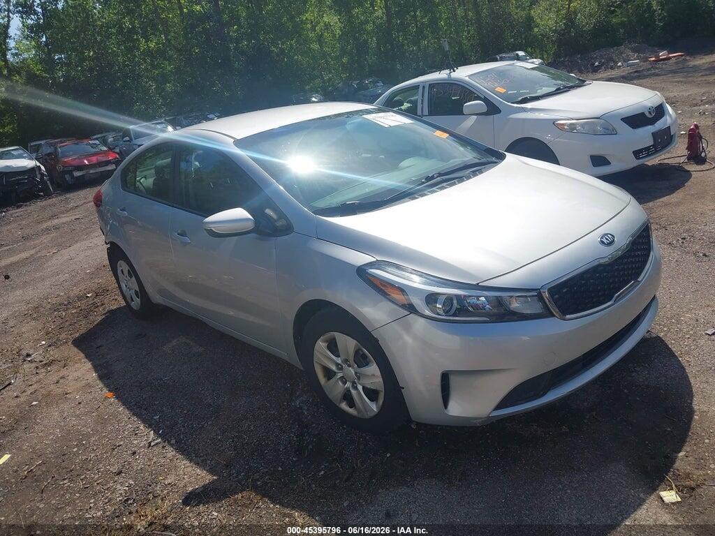 3KPFK4A74HE075939 2017 KIA FORTE photo no. 1