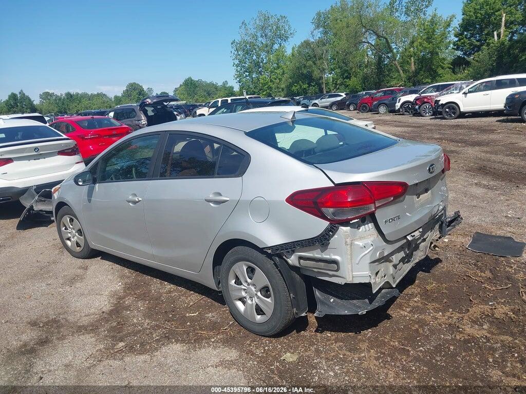 3KPFK4A74HE075939 2017 KIA FORTE photo no. 3