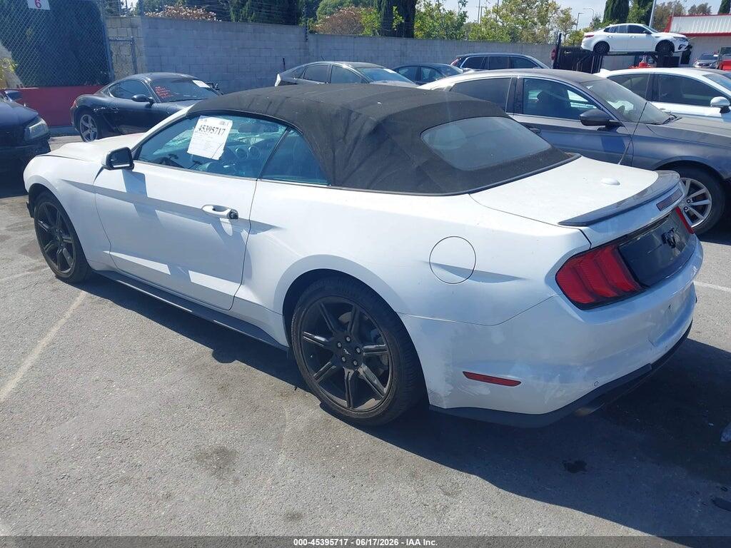 1FATP8UHXJ5124259 2018 FORD MUSTANG photo no. 3