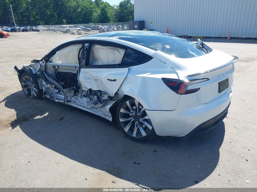 5YJ3E1EB3SF875365 2025 TESLA MODEL 3 photo no. 3