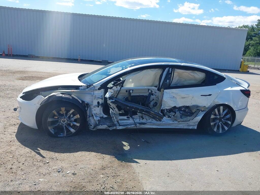5YJ3E1EB3SF875365 2025 TESLA MODEL 3 photo no. 6