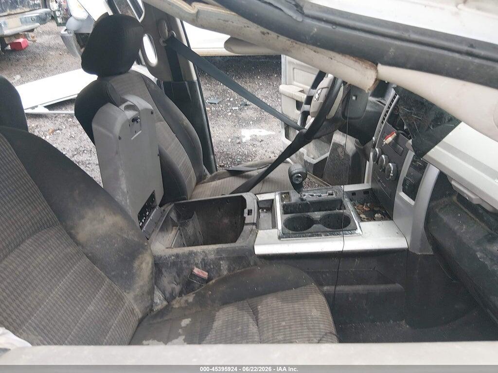 1D7RV1CT7AS256586 2010 DODGE RAM 1500 photo no. 5