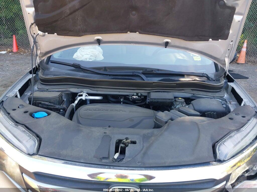 5FNYF6H19JB021515 2018 HONDA PILOT photo no. 10