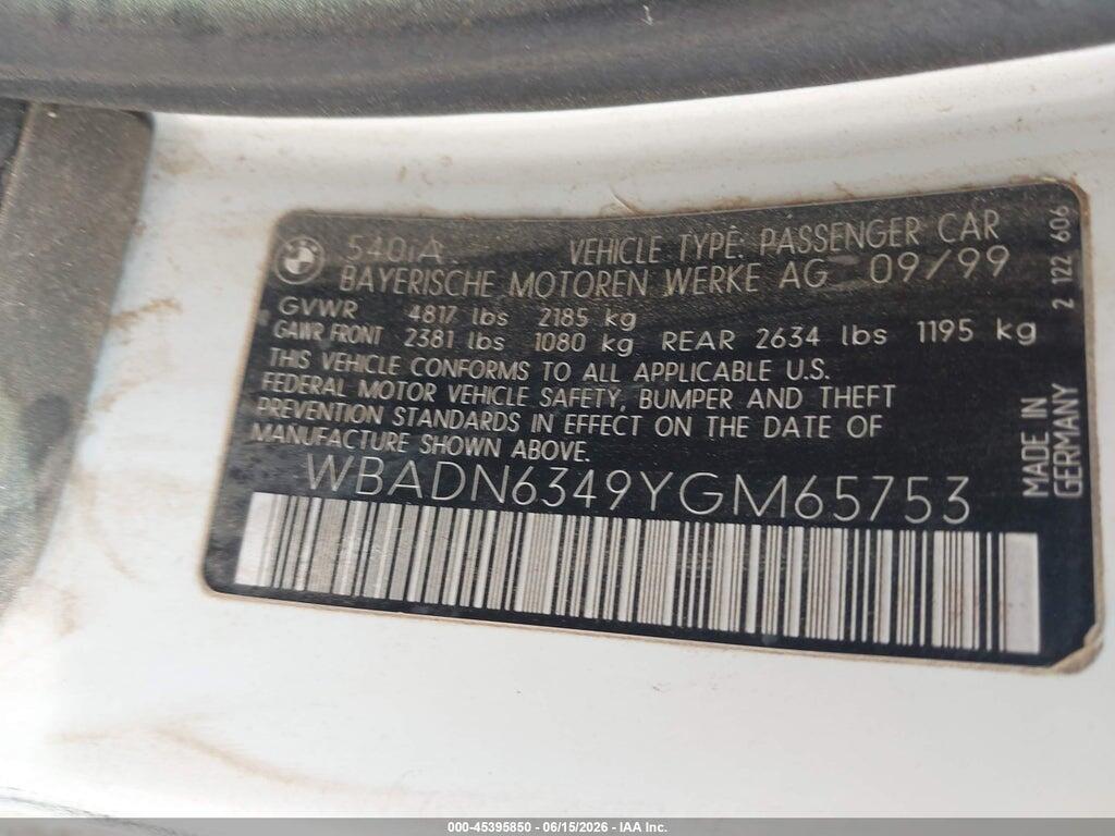 WBADN6349YGM65753 2000 BMW 540IA photo no. 9