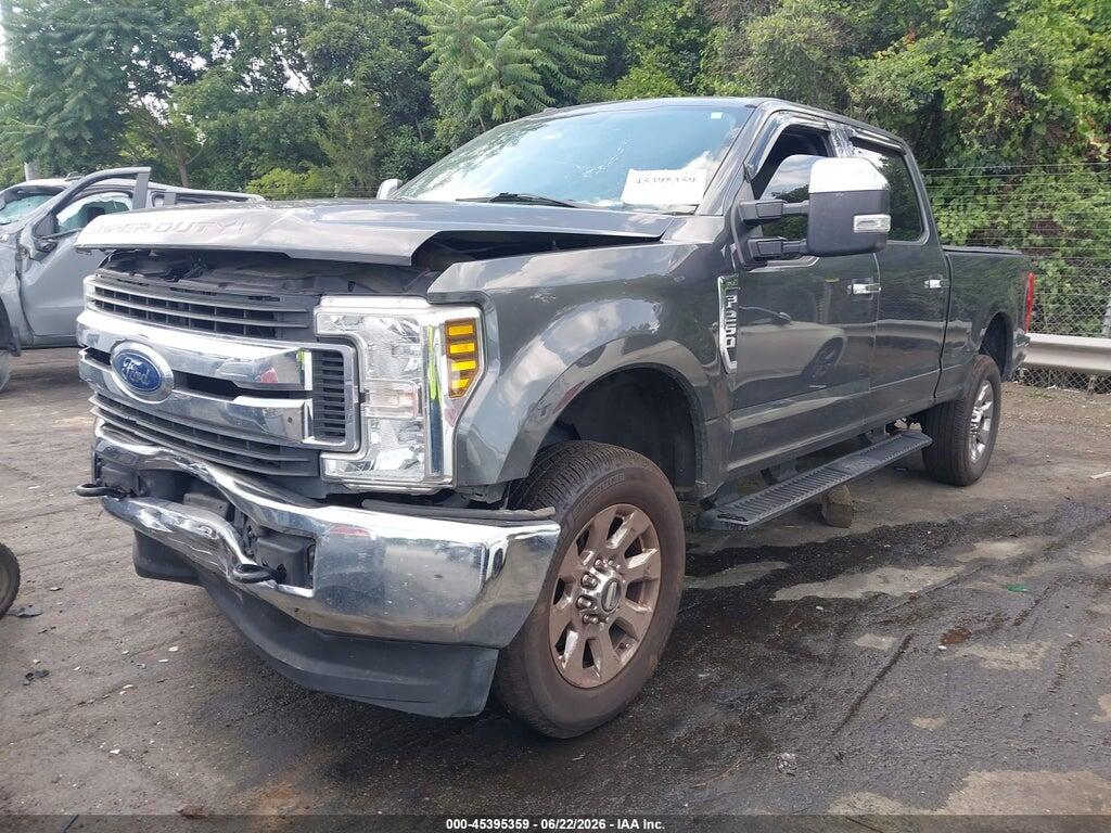 1FT7W2B63JEC45227 2018 FORD F-250 photo no. 2