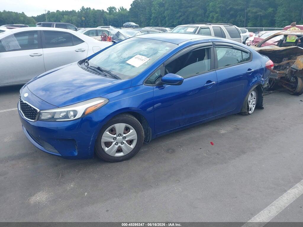 3KPFK4A79HE052091 2017 KIA FORTE photo no. 2