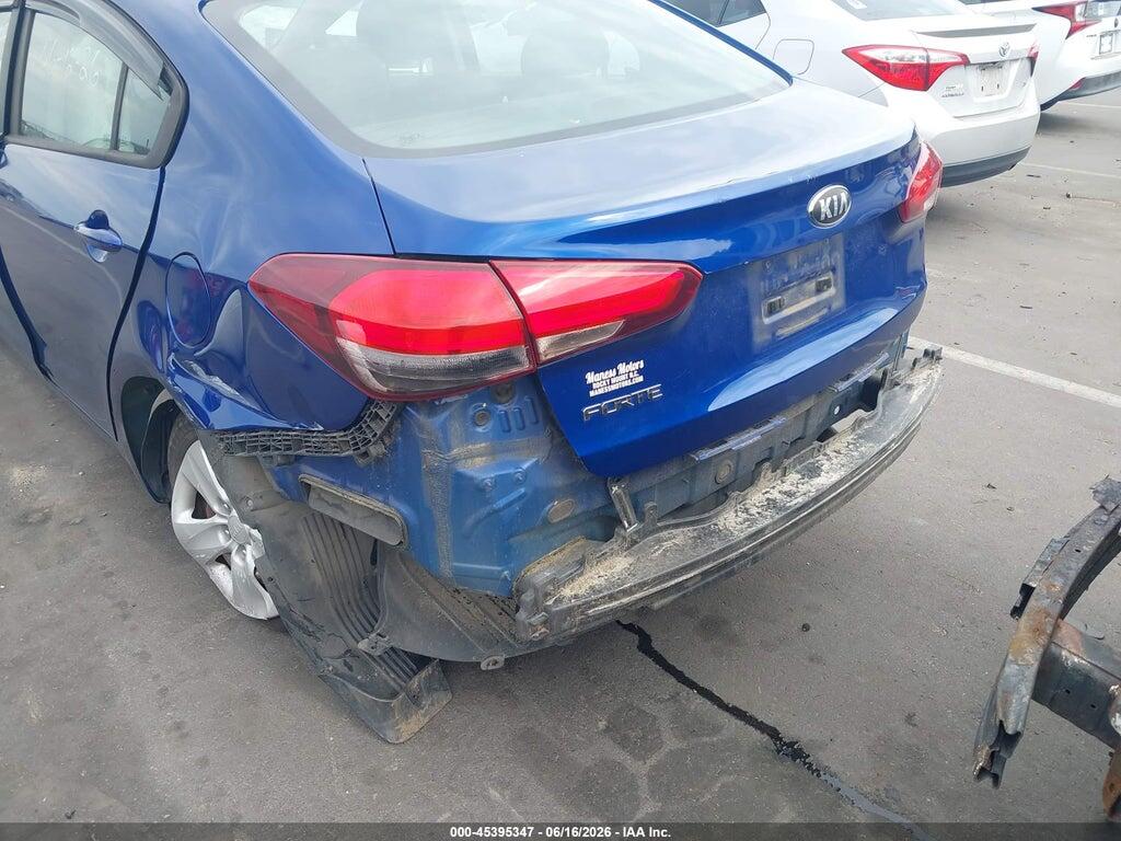 3KPFK4A79HE052091 2017 KIA FORTE photo no. 6