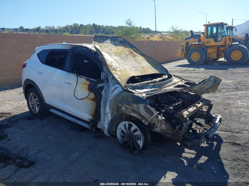 KM8J33A44HU562515 2017 HYUNDAI TUCSON photo no. 1