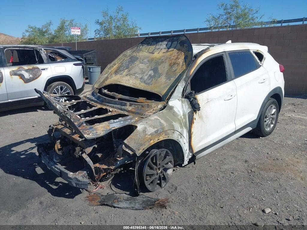 KM8J33A44HU562515 2017 HYUNDAI TUCSON photo no. 2