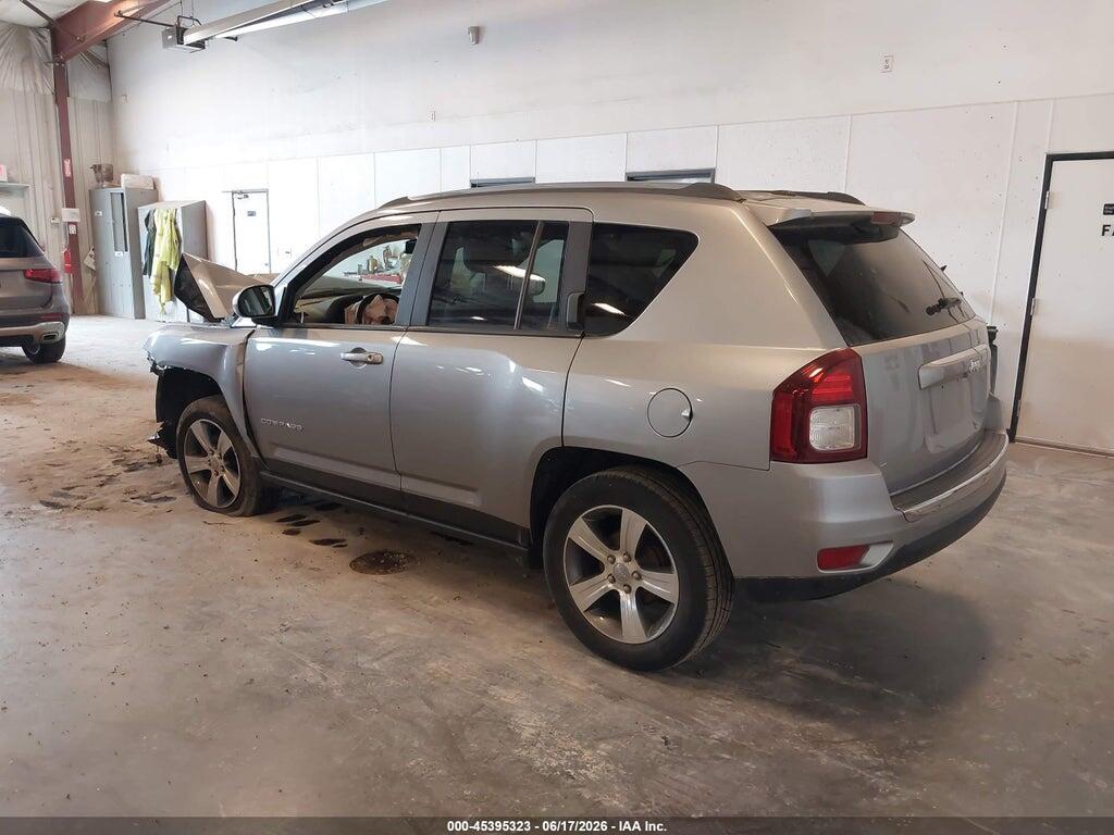1C4NJCEB8HD166009 2017 JEEP COMPASS photo no. 3