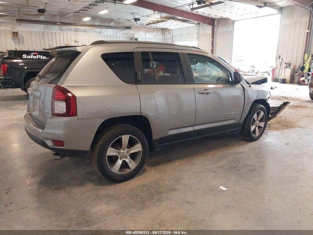 1C4NJCEB8HD166009 2017 JEEP COMPASS photo no. 4