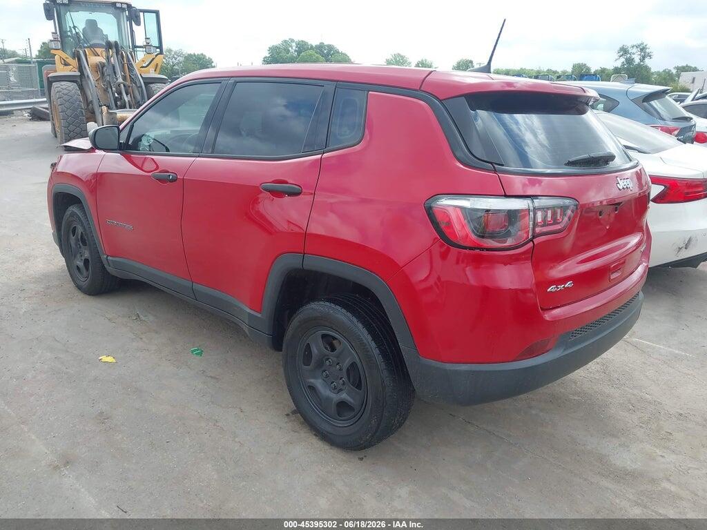 3C4NJDAB5KT707031 2019 JEEP COMPASS photo no. 3