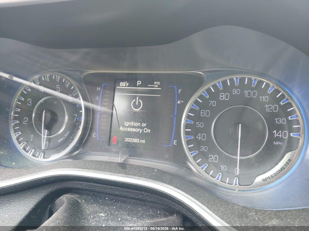 1C3CCCAB7GN126671 2016 CHRYSLER 200 photo no. 7