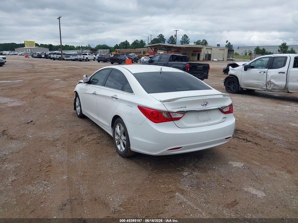 5NPEC4AC8BH030821 2011 HYUNDAI SONATA photo no. 3
