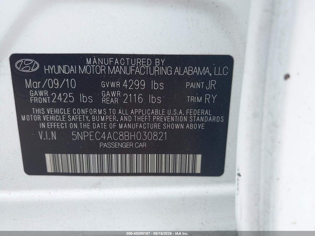 5NPEC4AC8BH030821 2011 HYUNDAI SONATA photo no. 9