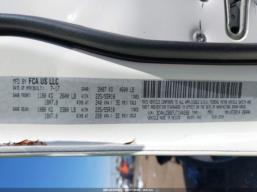 3C4NJDBB7JT104286 2018 JEEP COMPASS photo no. 9