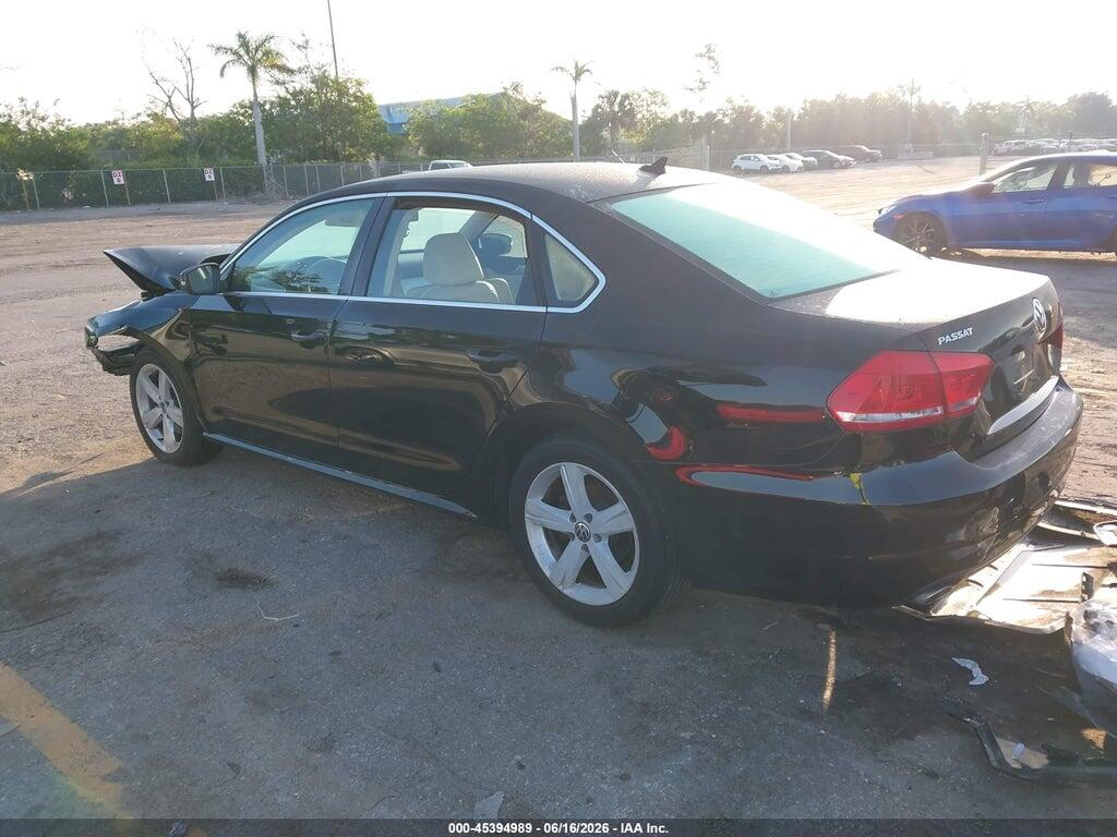 1VWBH7A33DC051643 2013 VOLKSWAGEN PASSAT photo no. 3