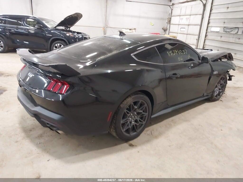 1FA6P8CF4T5401519 2026 FORD MUSTANG photo no. 4