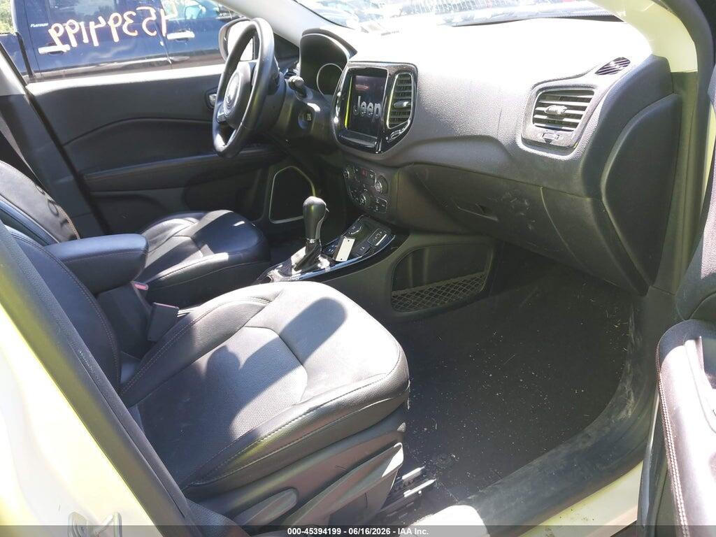 3C4NJDCB0JT238412 2018 JEEP COMPASS photo no. 5