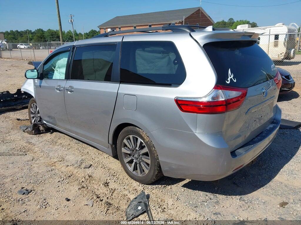 5TDDZ3DC8JS198192 2018 TOYOTA SIENNA photo no. 3