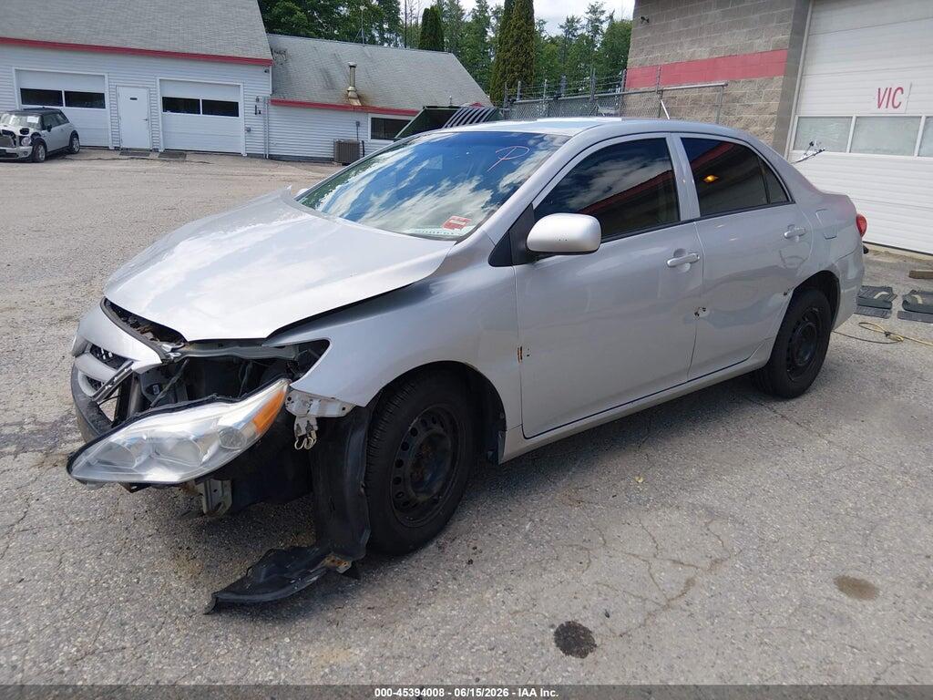 2T1BU4EE1DC124024 2013 TOYOTA COROLLA photo no. 2