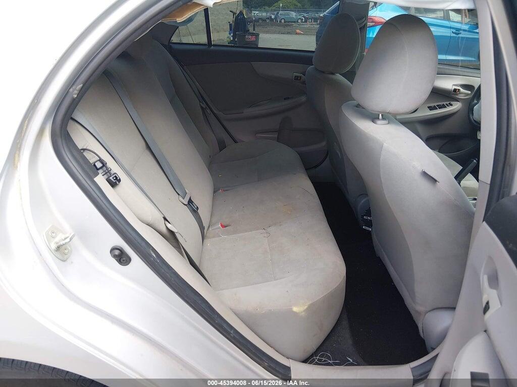 2T1BU4EE1DC124024 2013 TOYOTA COROLLA photo no. 8