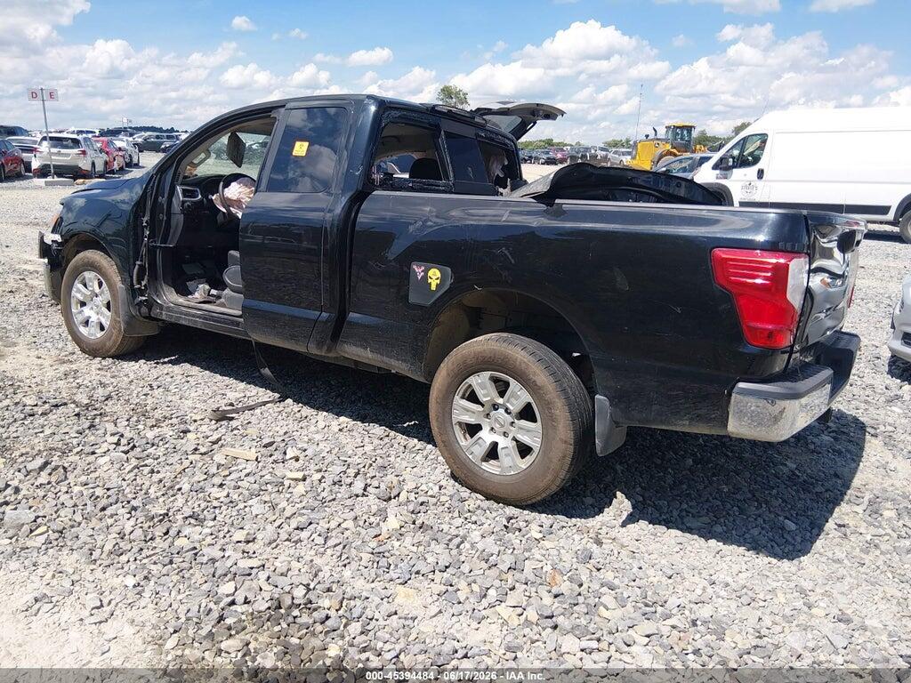 1N6AA1CJ9JN508366 2018 NISSAN TITAN photo no. 3
