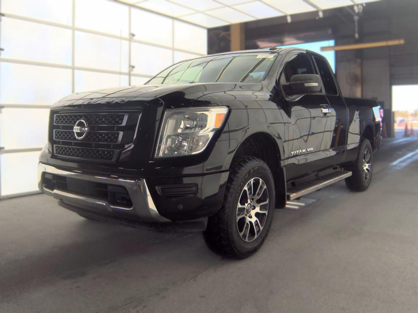 2020 NISSAN TITAN SV
