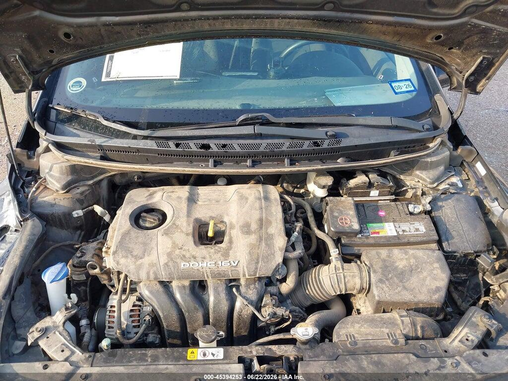 3KPFK4A78HE077516 2017 KIA FORTE photo no. 10