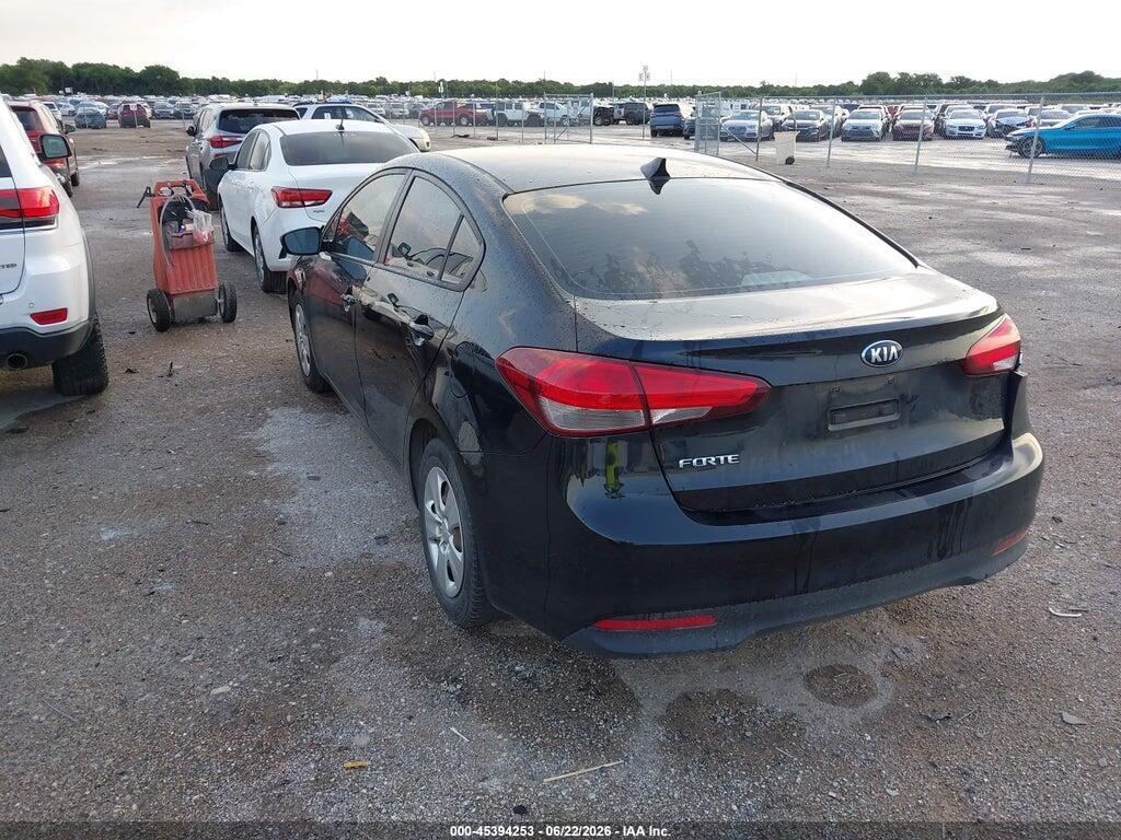 3KPFK4A78HE077516 2017 KIA FORTE photo no. 3