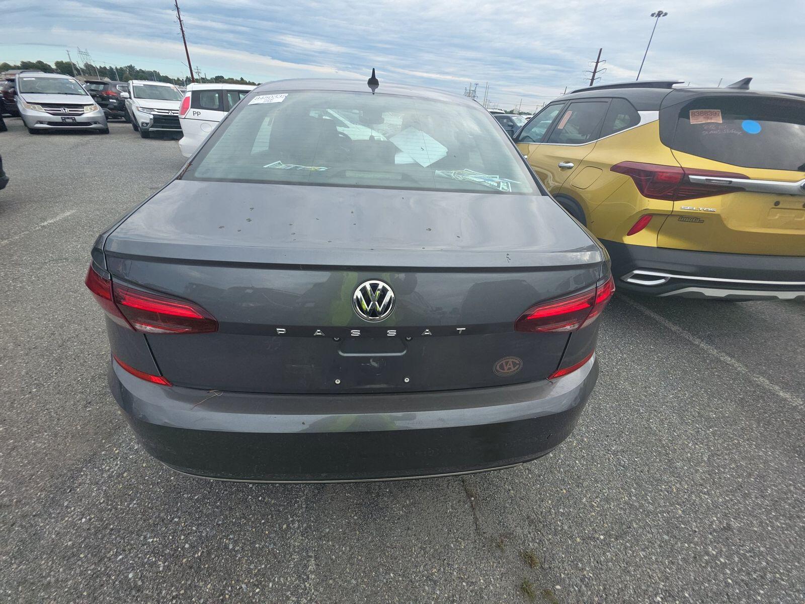 2020 VOLKSWAGEN PASSAT SE — Фото 5 из 16