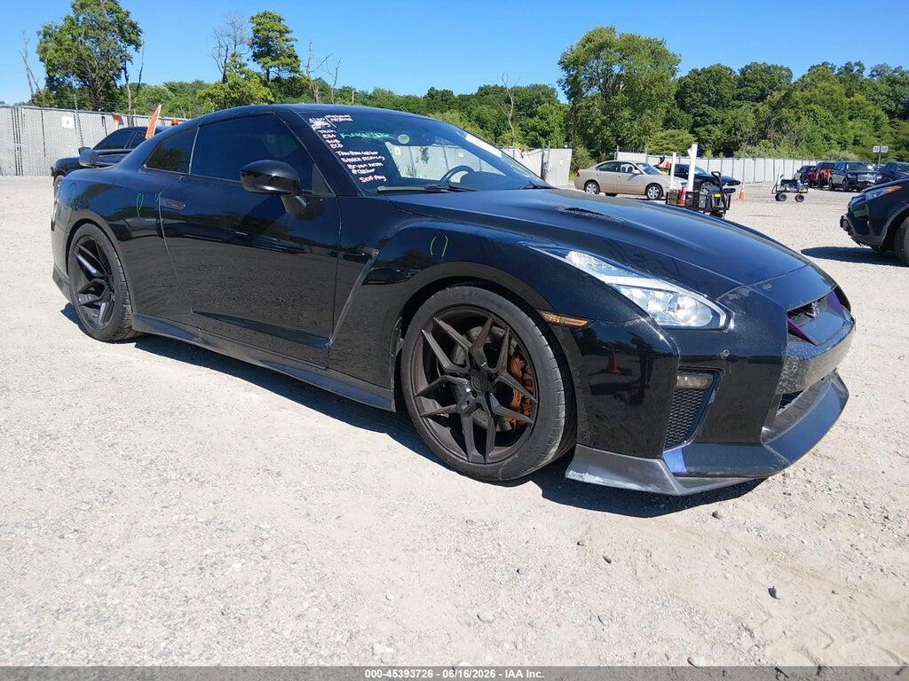 JN1AR5EFXHM820176 2017 NISSAN GT-R photo no. 1
