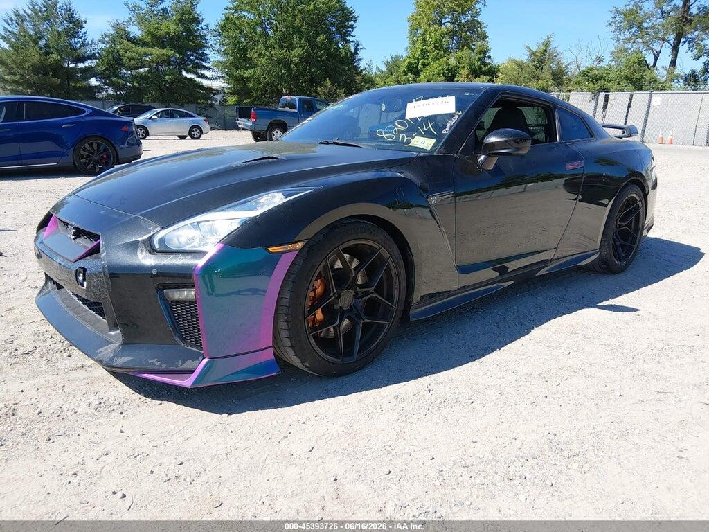 JN1AR5EFXHM820176 2017 NISSAN GT-R photo no. 2