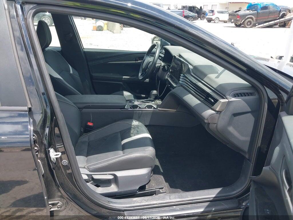4T1DAACKXSU029823 2025 TOYOTA CAMRY photo no. 5