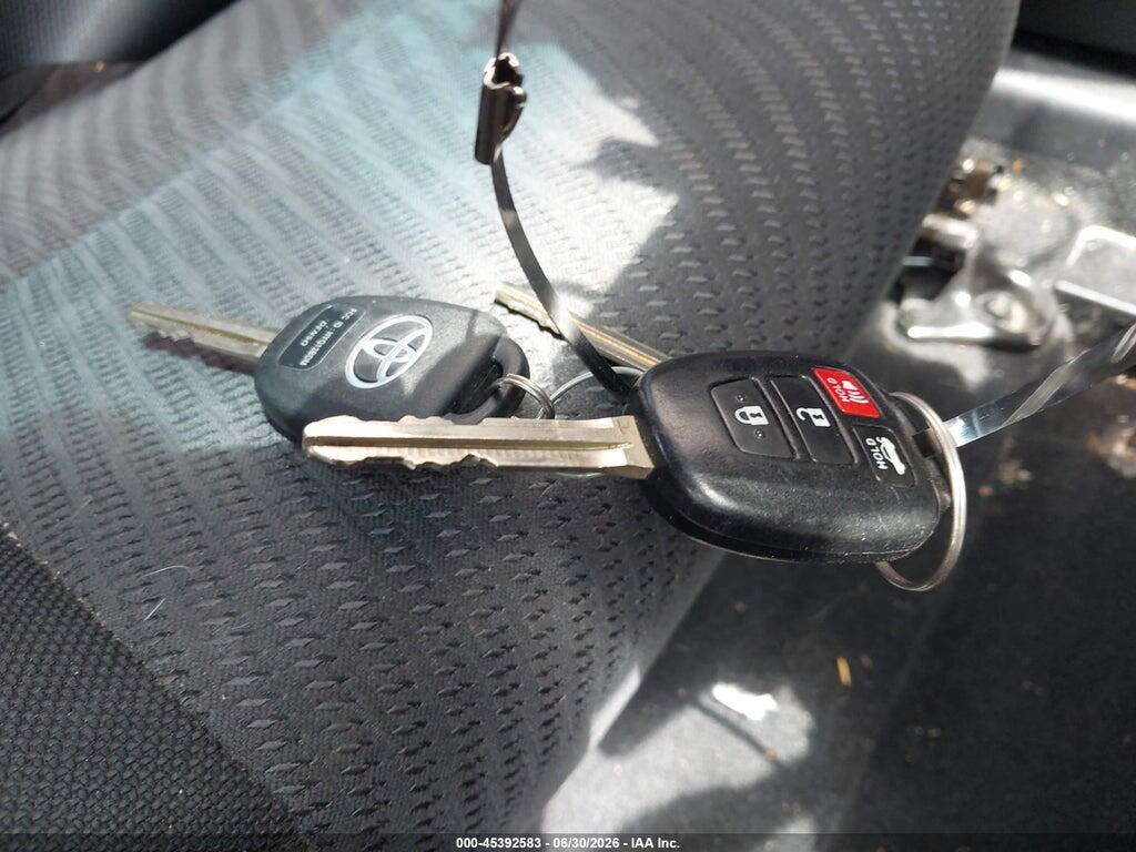 4T1BF1FK5HU779210 2017 TOYOTA CAMRY photo no. 11