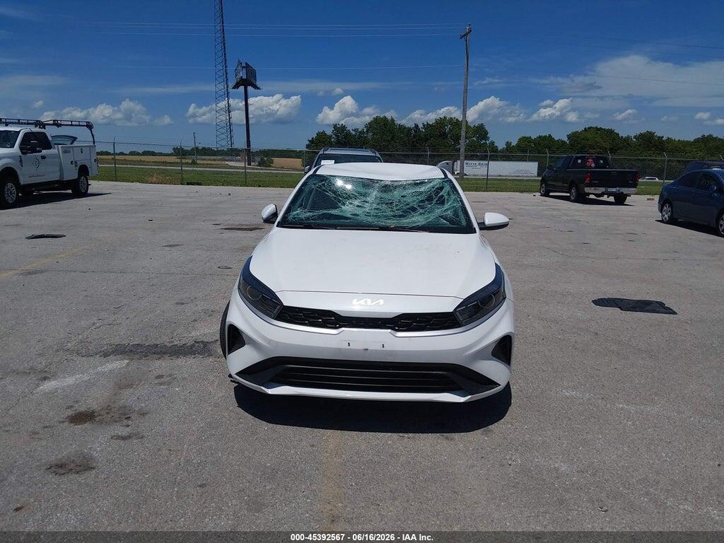 3KPF24AD5PE602472 2023 KIA FORTE photo no. 12