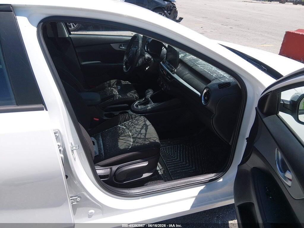3KPF24AD5PE602472 2023 KIA FORTE photo no. 5