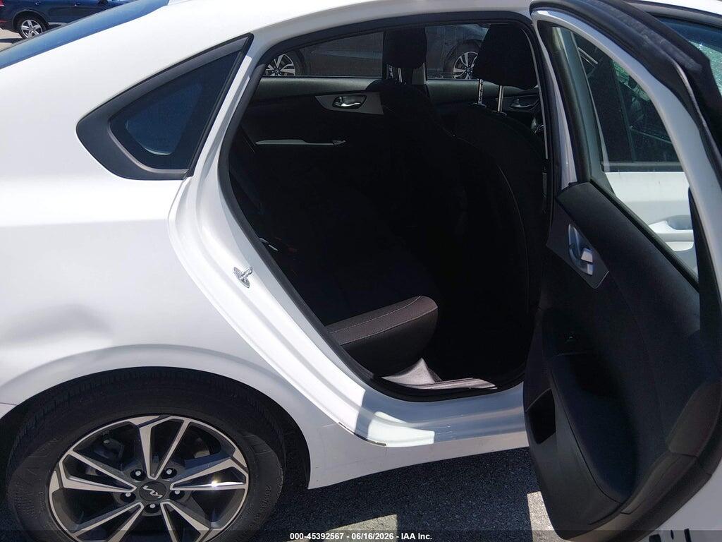 3KPF24AD5PE602472 2023 KIA FORTE photo no. 8