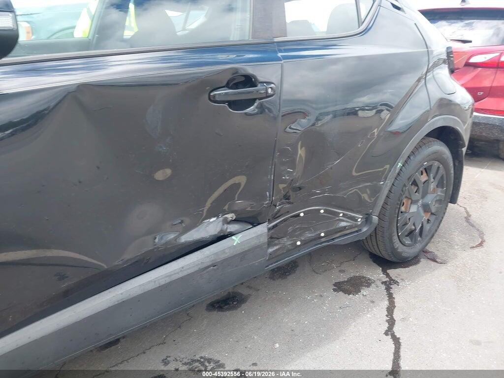 NMTKHMBX8KR094646 2019 TOYOTA C-HR photo no. 6