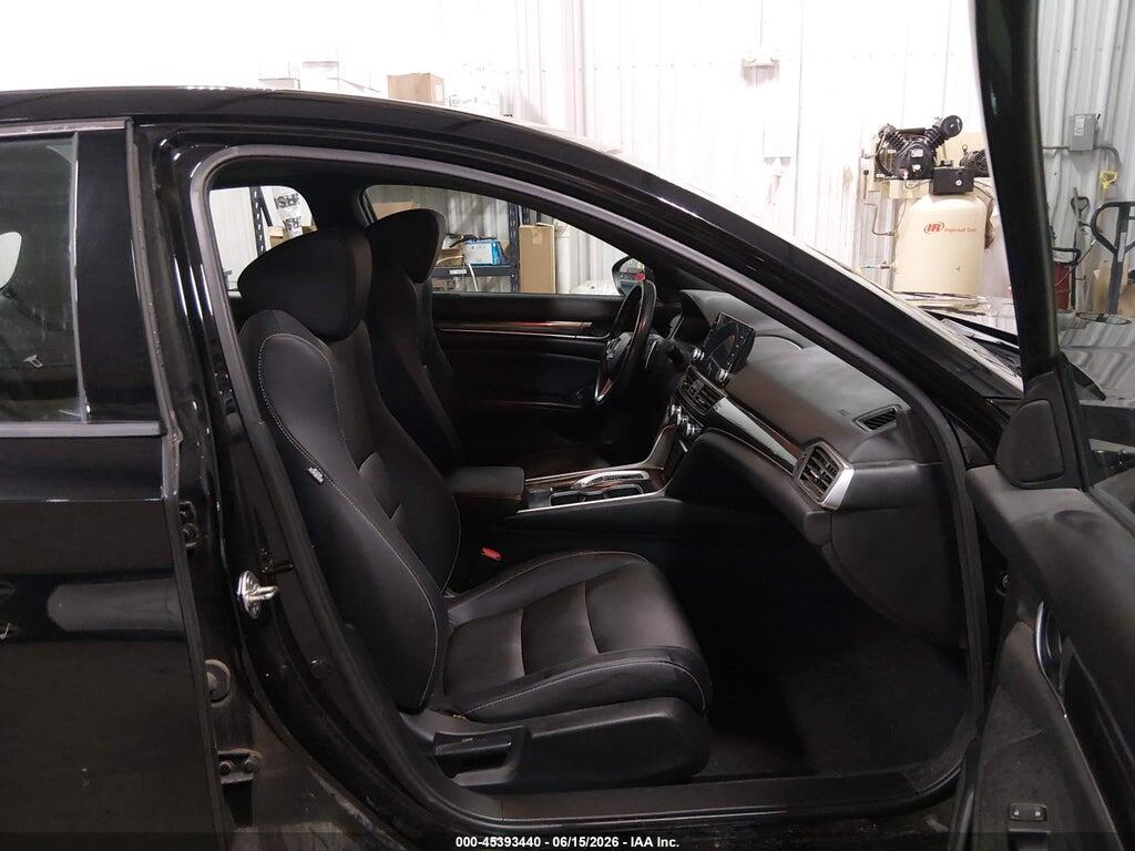1HGCV2F33JA021711 2018 HONDA ACCORD photo no. 5