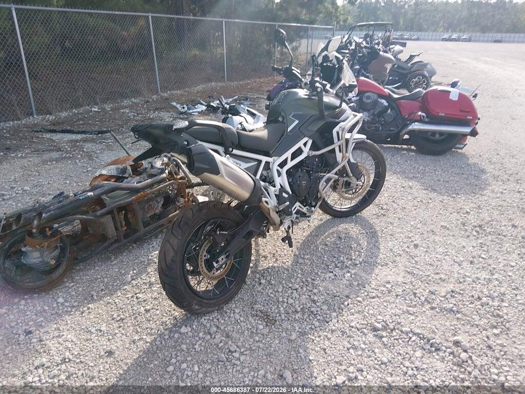 SMTC83DE8STCG6591 2025 TRIUMPH MOTORCYCLE TIGER photo no. 4