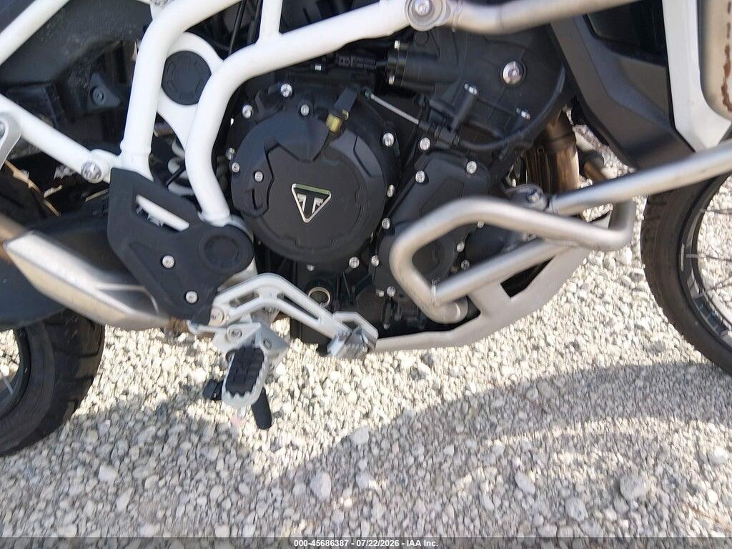 SMTC83DE8STCG6591 2025 TRIUMPH MOTORCYCLE TIGER photo no. 8