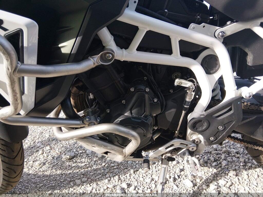 SMTC83DE8STCG6591 2025 TRIUMPH MOTORCYCLE TIGER photo no. 9