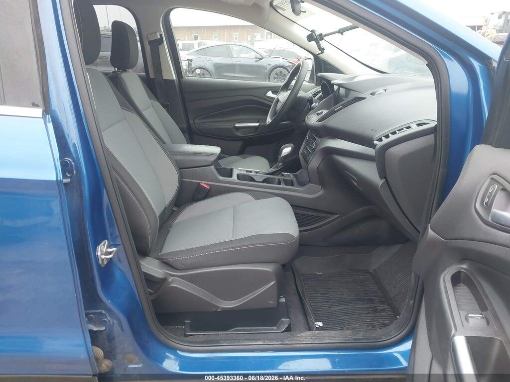 1FMCU9GD2KUB03040 2019 FORD ESCAPE photo no. 5