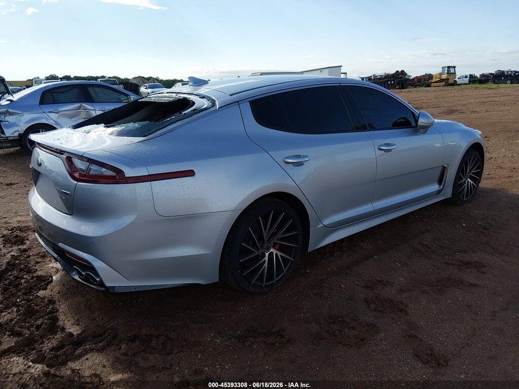 KNAE15LA1J6034643 2018 KIA STINGER photo no. 4